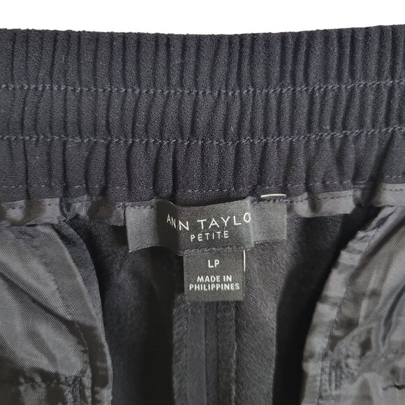 Ann Taylor Sz LP L Petite Pants Cropped Stretch Waist Zip Lace Fringe Hem Black - Picture 7 of 12